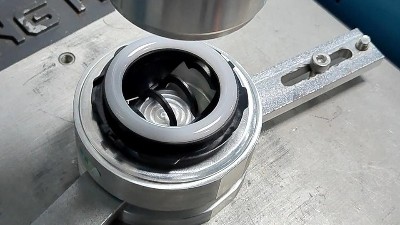 超聲波焊接機(jī)在便攜式補(bǔ)光燈管焊接應(yīng)用方案詳解